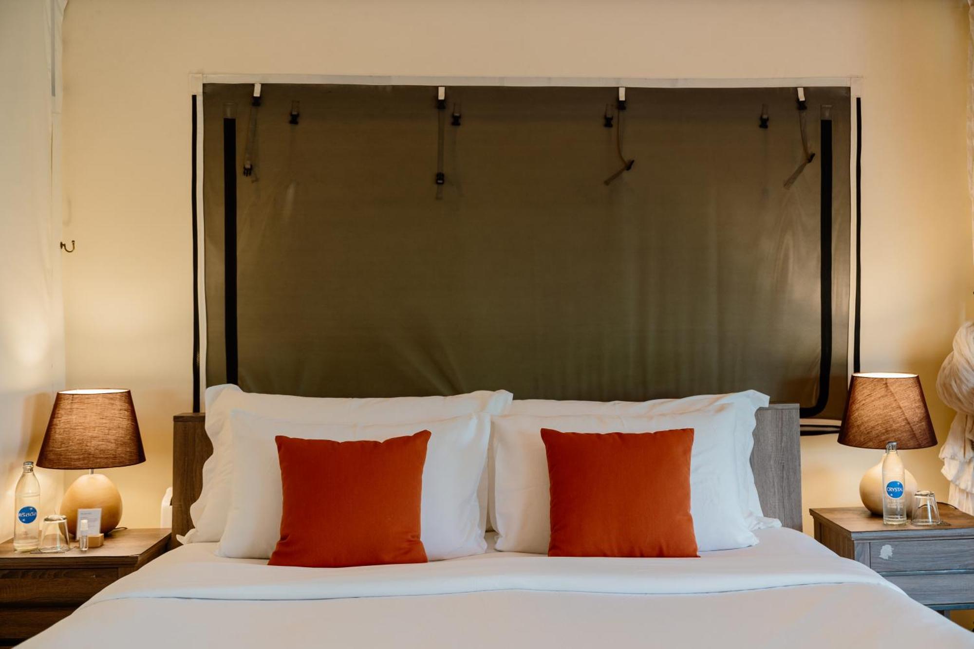 Te Mata Glamping Hotel Nong Nam Daeng Exterior photo