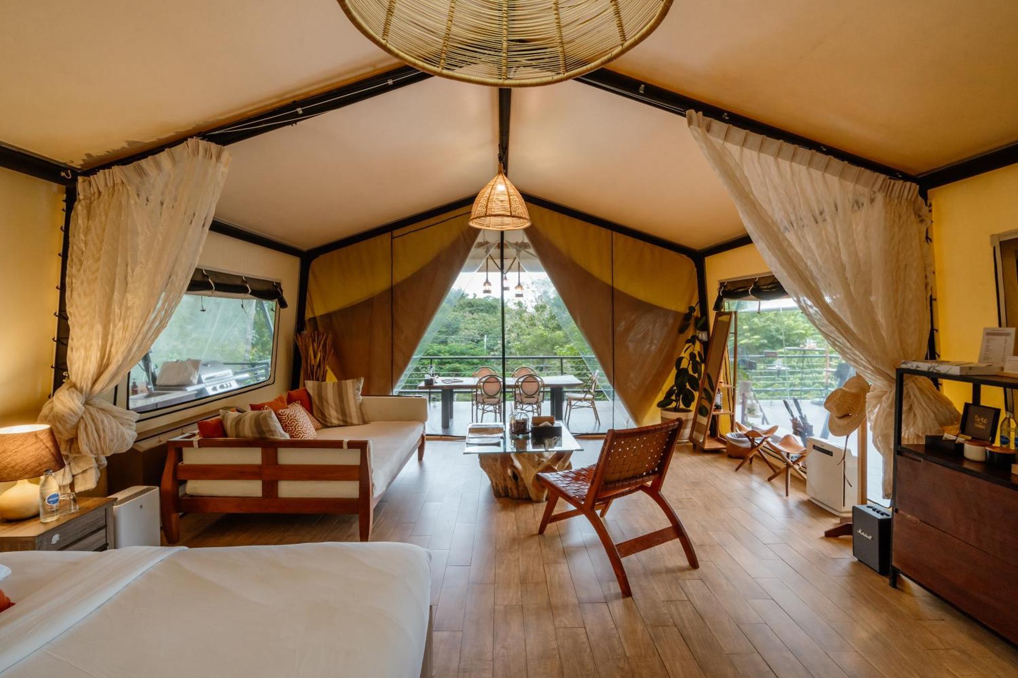 Te Mata Glamping Hotel Nong Nam Daeng Exterior photo